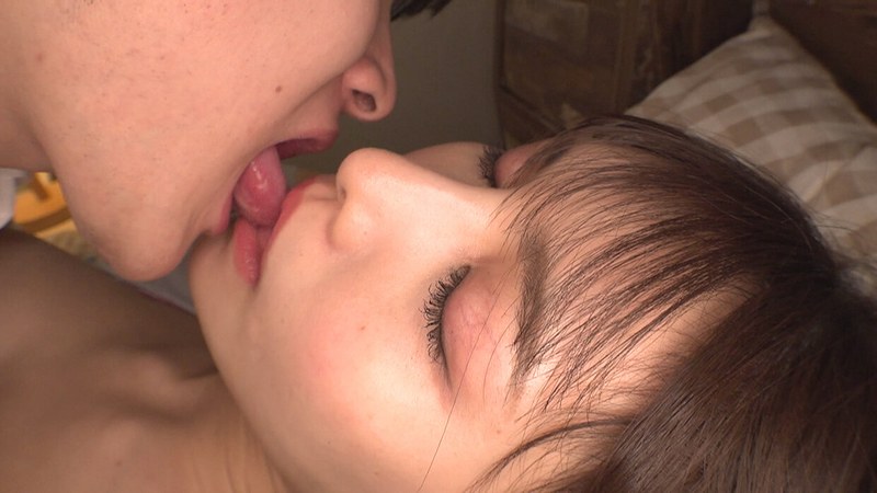 【中出し×】社飲みでつぶれた同僚をお持ち帰りしてドロ酔い性交。ボクを彼氏だと思っているらしく濃厚ベロチュウし放題でまさかの生ハメOK！ピストン中に酔い冷めしたけどお互いイク寸前の腰振りを止められずそのまま朝まで中出し！|ディープス